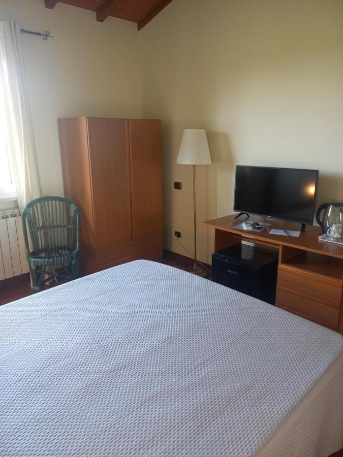 Bed and Breakfast La Madonnina Querceta Exterior foto