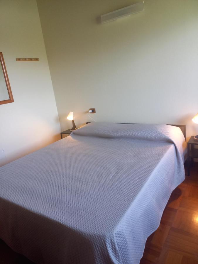 Bed and Breakfast La Madonnina Querceta Exterior foto